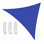 voile d'ombrage triangulaire bleue ombrela sur fond blanc