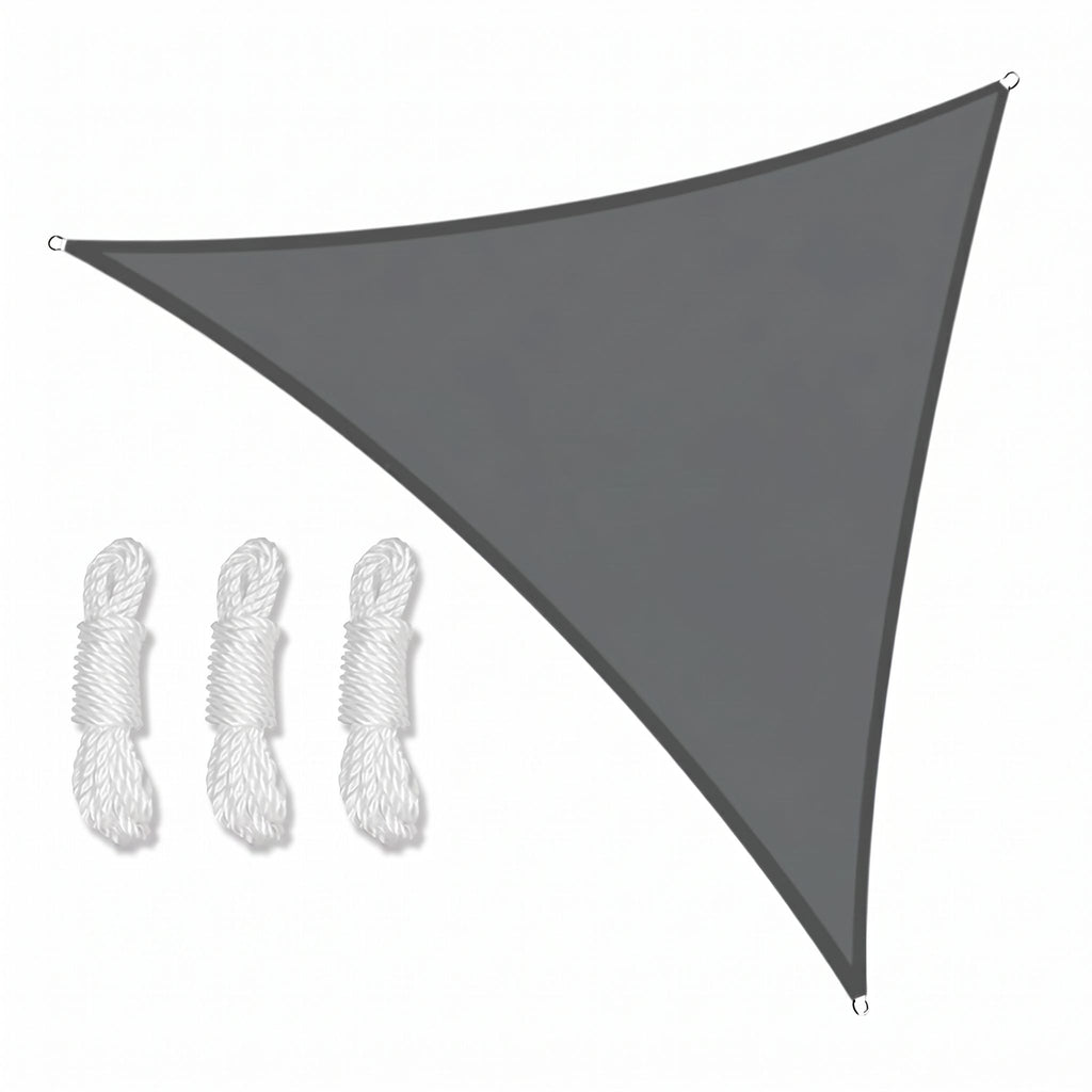 voile d'ombrage triangulaire gris foncé ombrela sur fond blanc